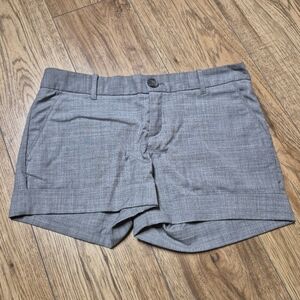 Talula Lightweight Wool Blend Cuffed Shorts size 4